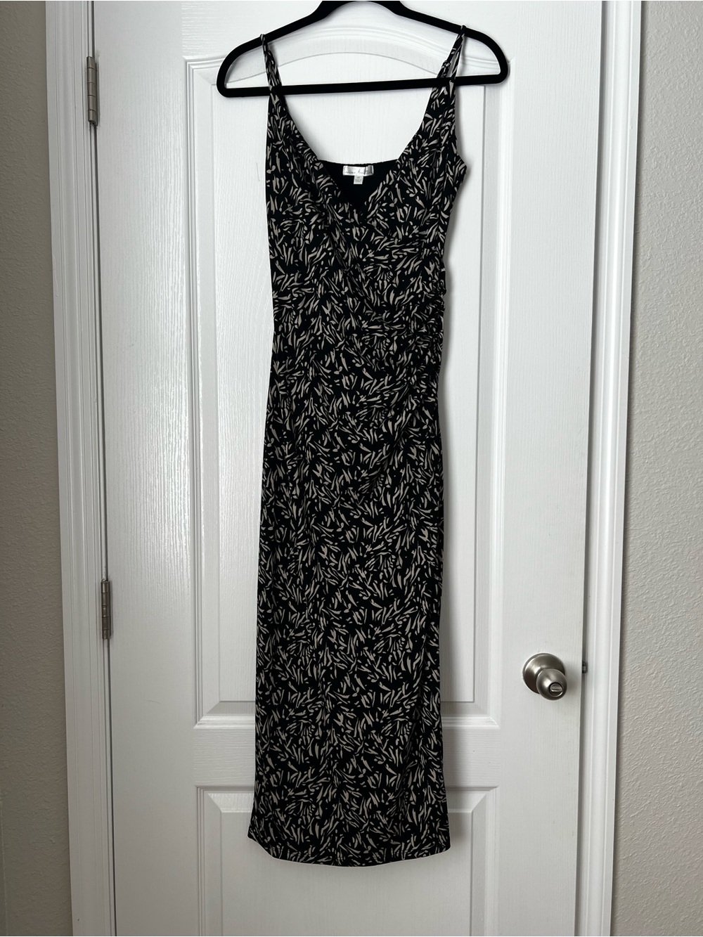 Nine Britton | Black & Cream | Maxi Dress